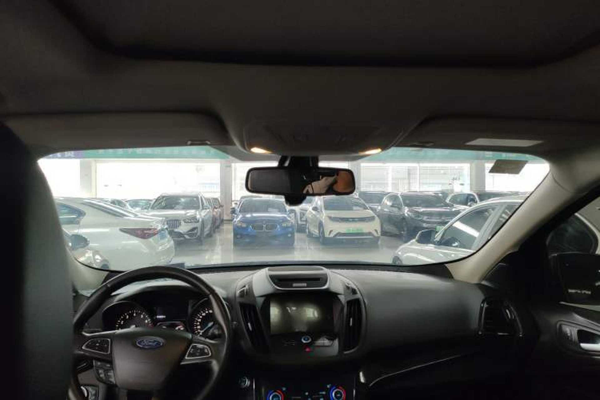 Used Ford Kuga 2018 EcoBoost 180 Two-Wheel-Drive Luxury Wing Edition Headliner