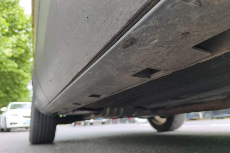 Used Ford Kuga 2018 EcoBoost 180 Two-Wheel-Drive Platinum Edition Chassis Front Right