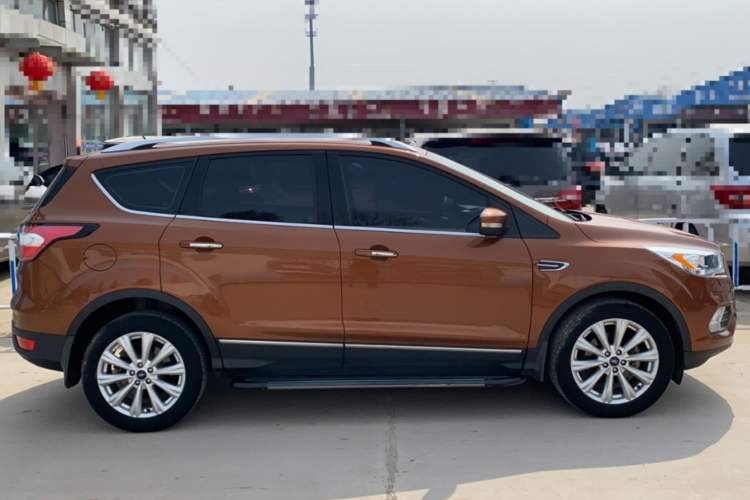 Used Ford Kuga 2018 EcoBoost 180 Two-Wheel-Drive Luxury Wing Edition Exterior 3