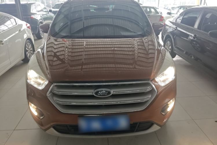 Used Ford Kuga 2018 EcoBoost 180 Two-Wheel-Drive Platinum Edition Front
