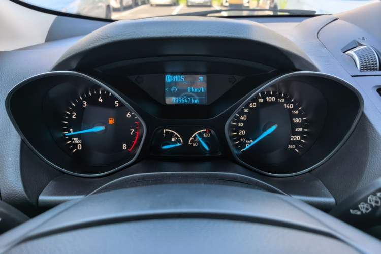 Used Ford Kuga 2018 Facelifted EcoBoost 180 Two-Wheel-Drive Platinum Wing Edition Instrument Cluster