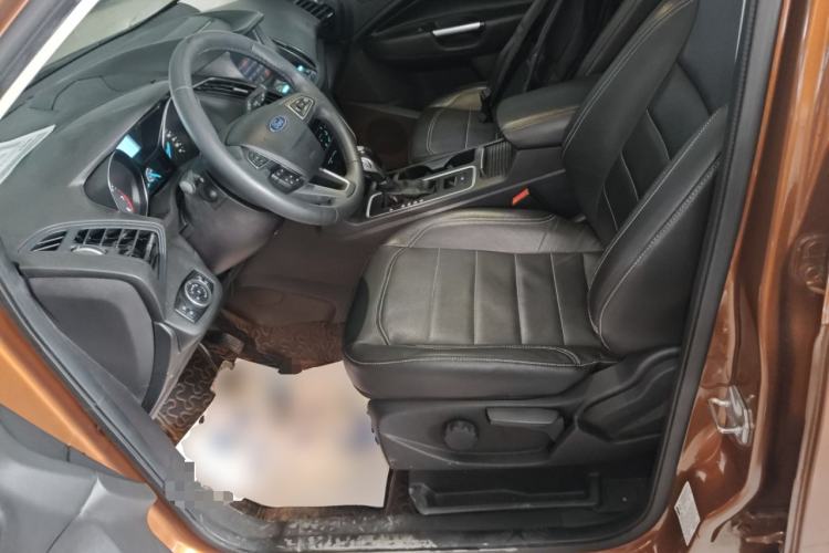 Used Ford Kuga 2018 EcoBoost 180 Two-Wheel-Drive Platinum Edition Left Front Seat