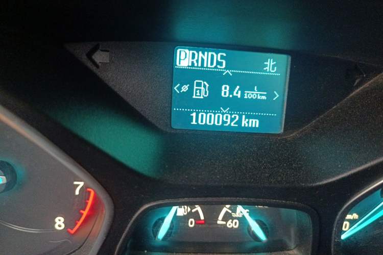 Used Ford Kuga 2018 EcoBoost 180 Two-Wheel-Drive Platinum Edition Odometer Close Up