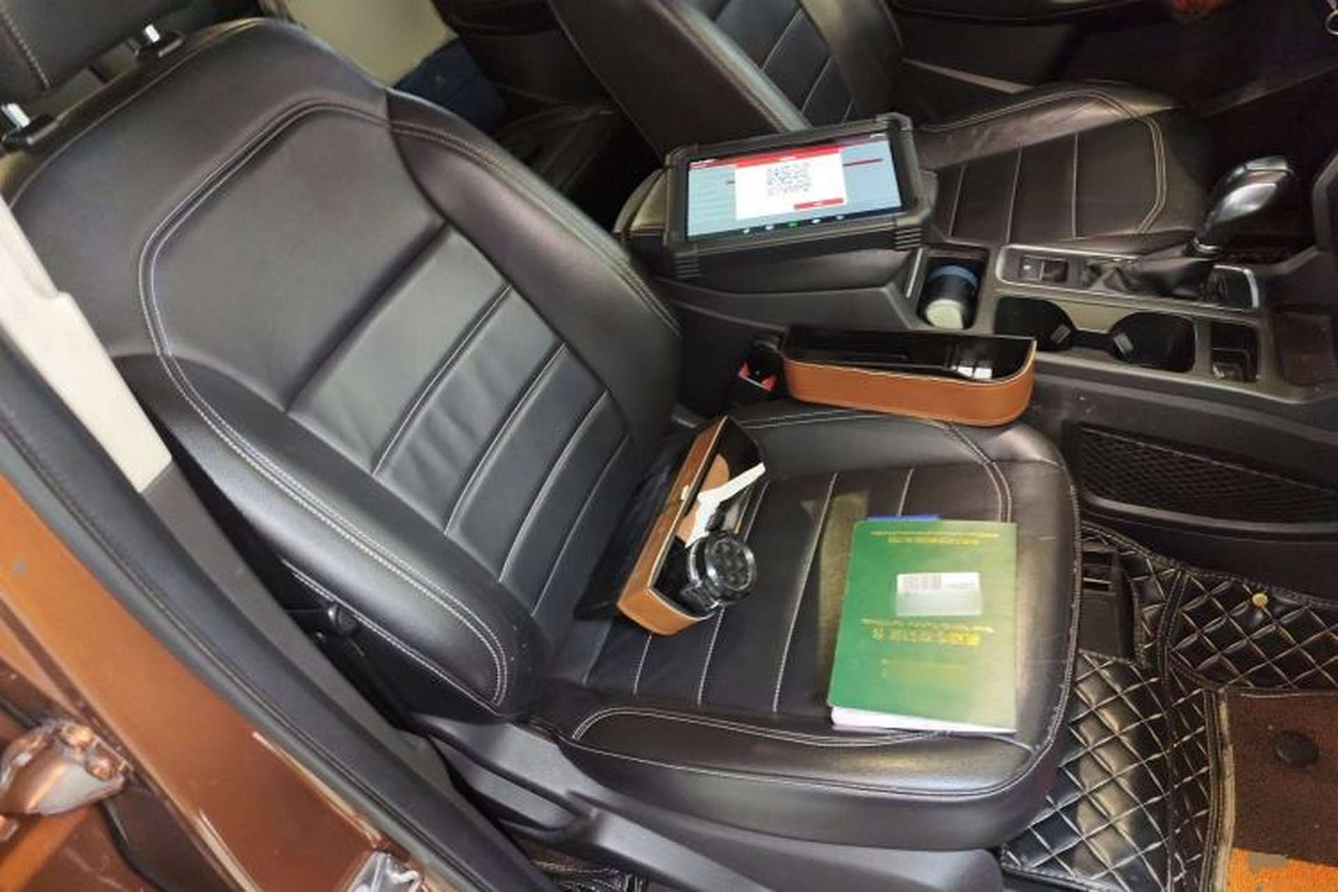 Used Ford Kuga 2018 EcoBoost 180 Two-Wheel-Drive Platinum Edition Right Front Seat