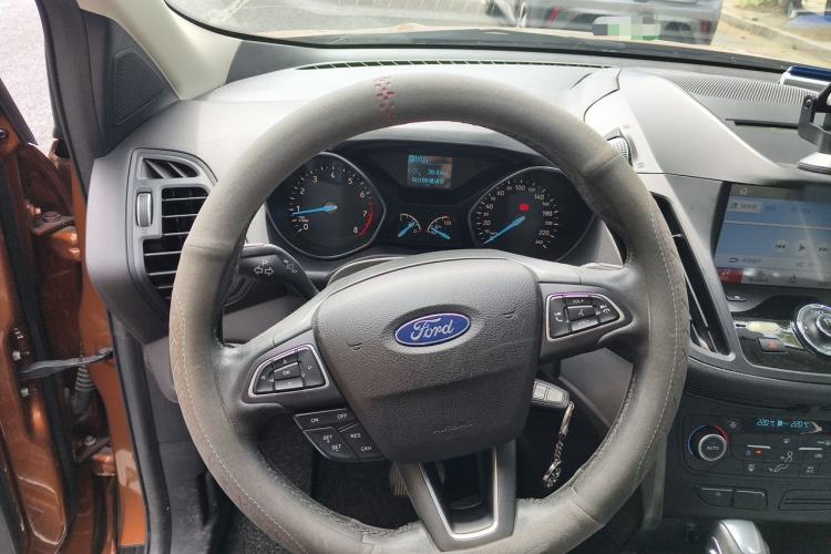 Used Ford Kuga 2018 EcoBoost 180 Two-Wheel-Drive Platinum Edition Steering Wheel