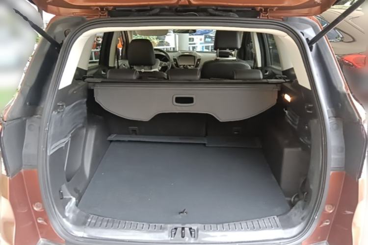 Used Ford Kuga 2018 Facelifted EcoBoost 180 Two-Wheel-Drive Platinum Wing Edition Trunk