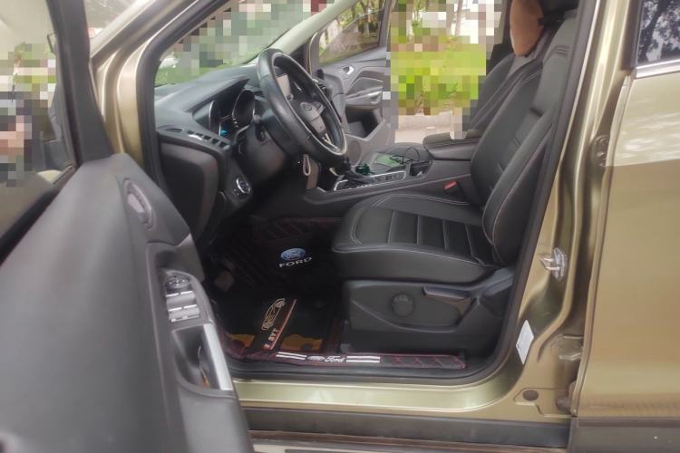 Used Ford Kuga 2018 EcoBoost 180 Two-Wheel-Drive Platinum Edition Left Front Seat