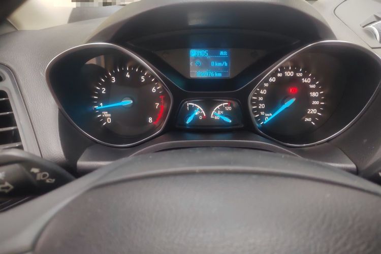 Used Ford Kuga 2018 EcoBoost 180 Two-Wheel-Drive Platinum Edition Odometer Close Up