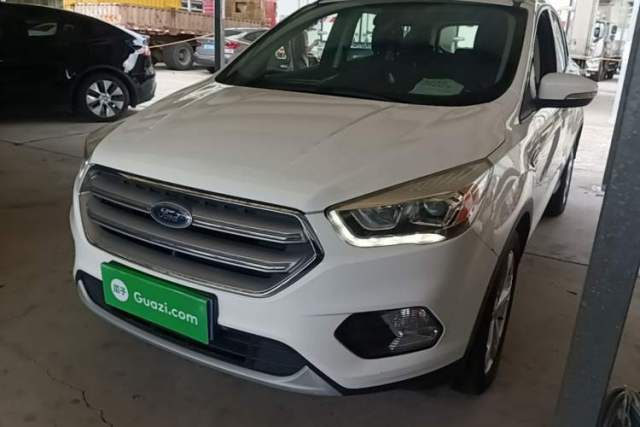 Used Ford Kuga 2018 EcoBoost 180 Two-Wheel-Drive Platinum Edition