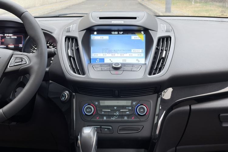Used Ford Kuga 2018 EcoBoost 180 Four-Wheel Drive Luxury Wing Model Audio And AC Panel
