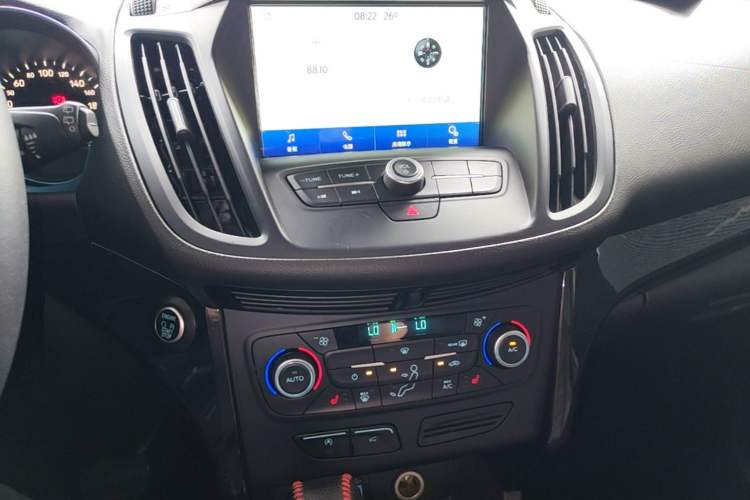 Used Ford Kuga 2018 Facelifted EcoBoost 180 Two-Wheel Drive Luxury Wing Edition Audio And AC Panel