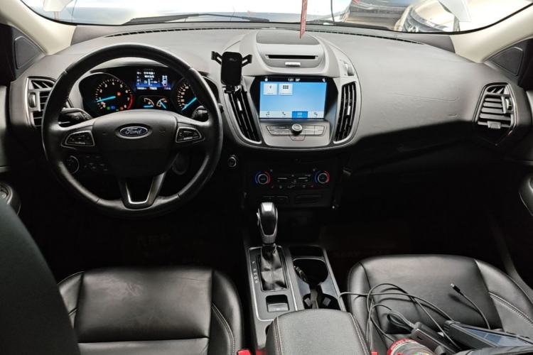 Used Ford Kuga 2018 EcoBoost 245 Four-Wheel Drive Luxury Wing Model Center Console