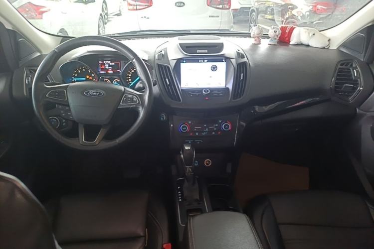 Used Ford Kuga 2018 EcoBoost 180 Two-Wheel-Drive Luxury Wing Edition Center Console