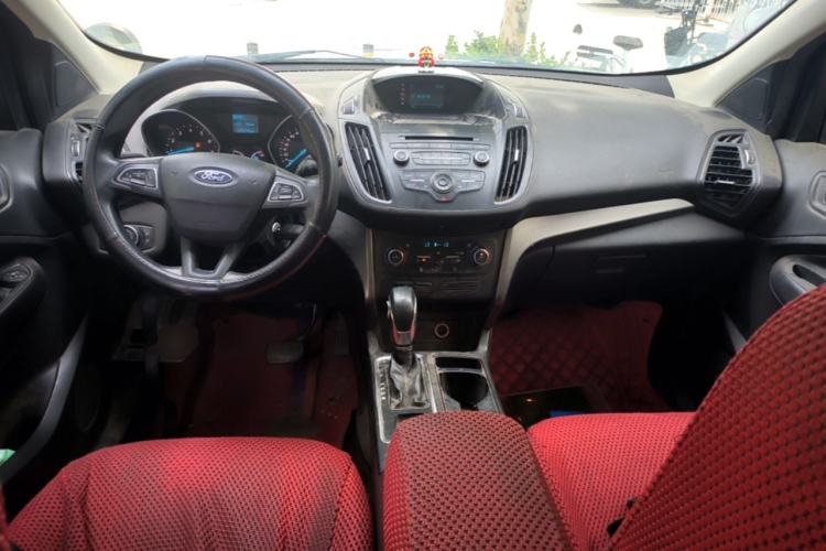 Used Ford Kuga 2018 EcoBoost 180 Two-Wheel-Drive Elite Trim Center Console