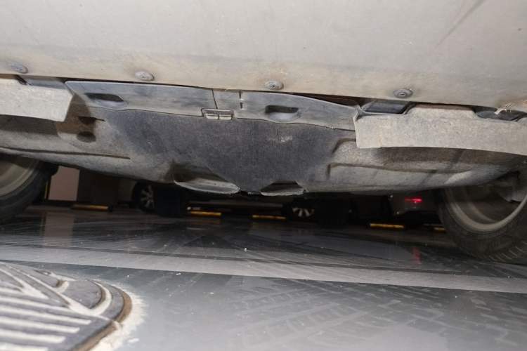 Used Ford Kuga 2018 EcoBoost 180 Two-Wheel-Drive Elite Trim Chassis Front