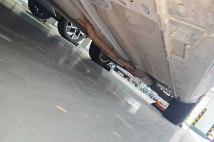 Used Ford Kuga 2018 EcoBoost 180 Two-Wheel-Drive Platinum Edition Chassis Front Left