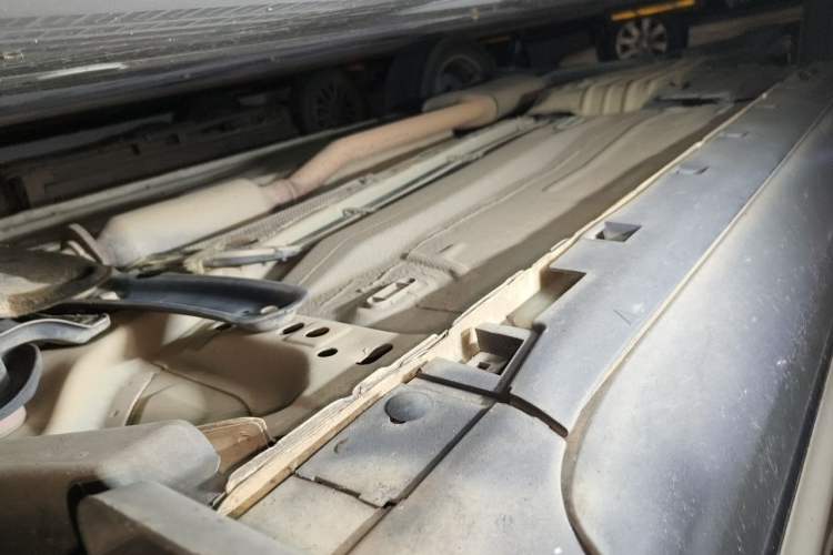 Used Ford Kuga 2018 EcoBoost 180 Two-Wheel-Drive Elite Trim Chassis Front Right