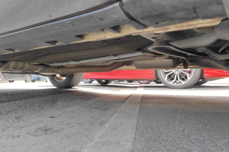 Used Ford Kuga 2018 Facelifted EcoBoost 180 Two-Wheel-Drive Platinum Wing Edition Chassis Front Right