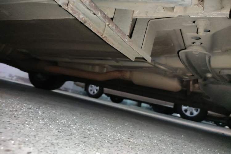 Used Ford Kuga 2018 EcoBoost 180 Two-Wheel-Drive Platinum Edition Chassis Front Right