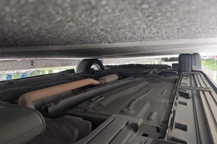 Used Ford Kuga 2018 EcoBoost 180 Two-Wheel-Drive Platinum Edition Chassis Rear Left