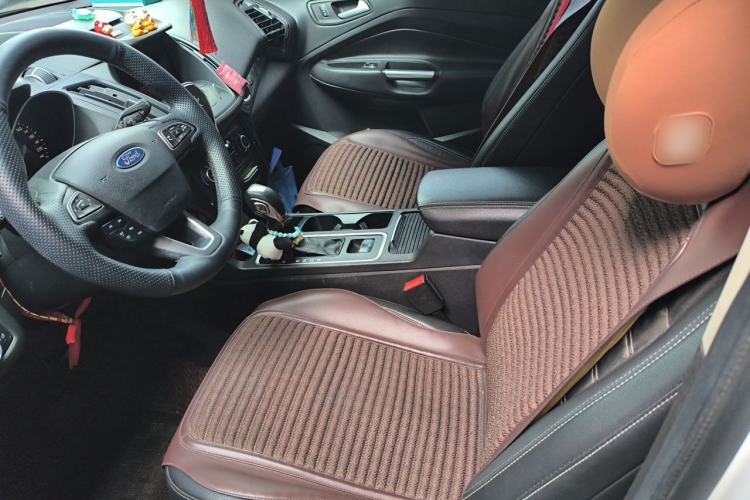 Used Ford Kuga 2018 EcoBoost 180 Two-Wheel-Drive Luxury Wing Edition Driver Seat