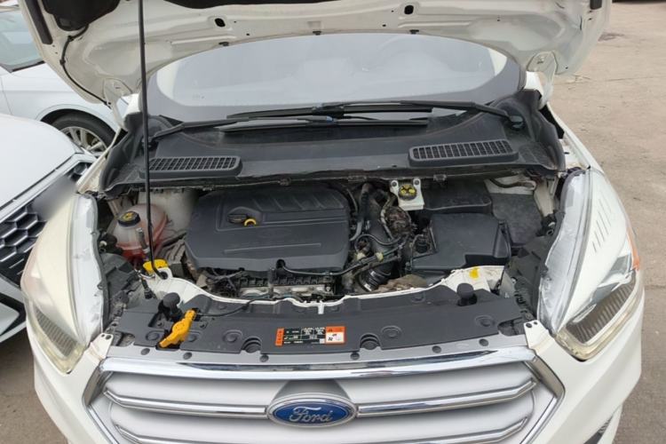 Used Ford Kuga 2018 EcoBoost 180 Two-Wheel-Drive Platinum Edition Engine Bay