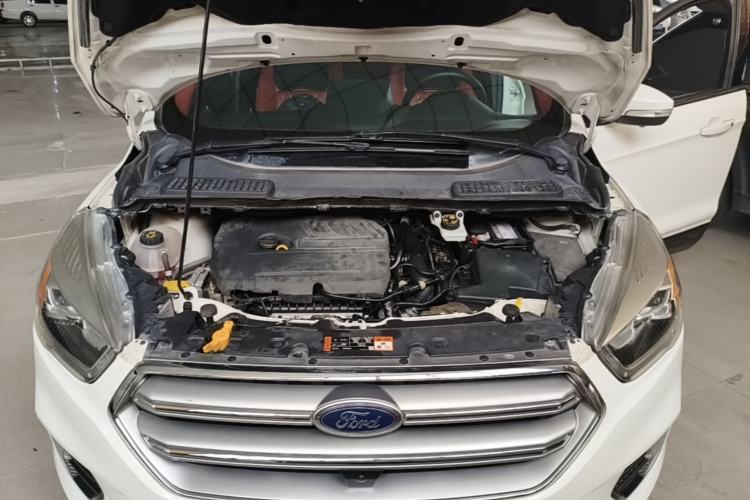 Used Ford Kuga 2018 EcoBoost 180 Two-Wheel-Drive Elite Trim Engine Bay