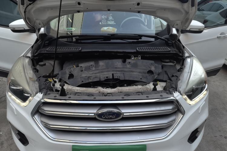 Used Ford Kuga 2018 EcoBoost 180 Two-Wheel-Drive Luxury Wing Edition Engine Bay