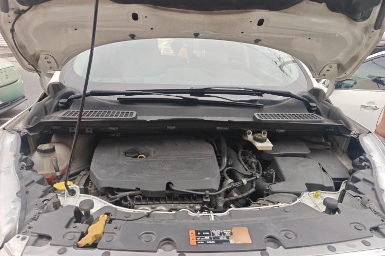 Used Ford Kuga 2018 EcoBoost 180 Two-Wheel-Drive Platinum Edition Engine Bay