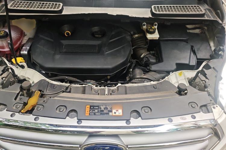 Used Ford Kuga 2018 Facelift EcoBoost 245 Four-Wheel Drive Luxury Wing Model Engine Bay