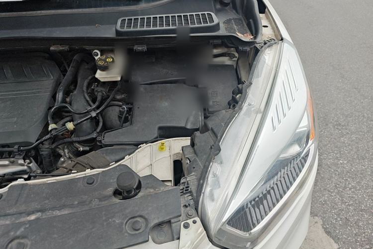 Used Ford Kuga 2018 EcoBoost 180 Two-Wheel-Drive Platinum Edition Engine Bay Left