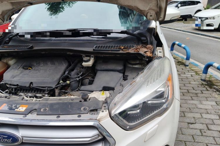 Used Ford Kuga 2018 Facelifted EcoBoost 180 Two-Wheel Drive Luxury Wing Edition Engine Bay Left