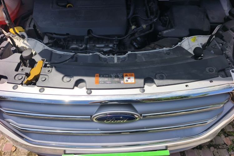 Used Ford Kuga 2018 EcoBoost 180 Two-Wheel-Drive Luxury Wing Edition Engine Bay