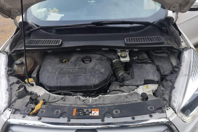 Used Ford Kuga 2018 EcoBoost 245 Four-Wheel Drive Luxury Wing Model Engine Bay