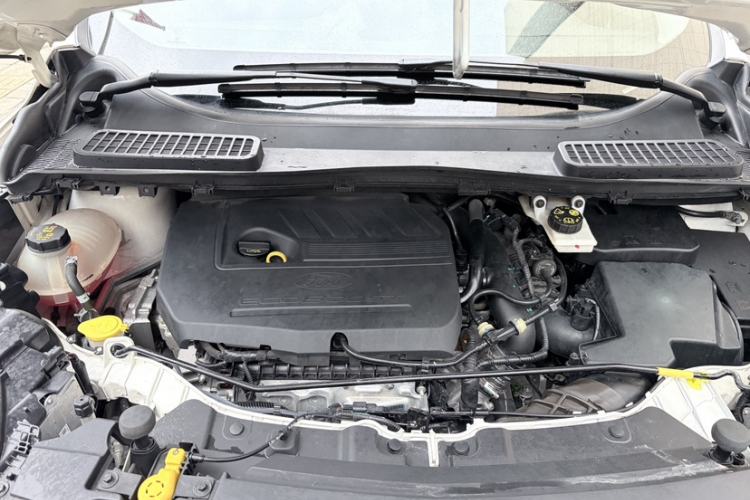 Used Ford Kuga 2018 EcoBoost 180 Four-Wheel Drive Luxury Wing Model Engine Bay