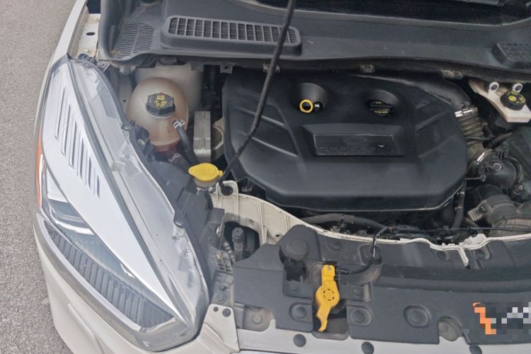 Used Ford Kuga 2018 EcoBoost 245 Four-Wheel Drive Luxury Wing Model Engine Bay Right