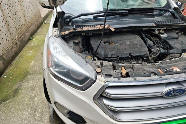 Used Ford Kuga 2018 Facelifted EcoBoost 180 Two-Wheel-Drive Platinum Wing Edition Engine Bay Right
