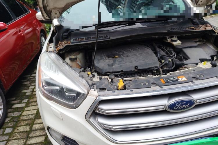 Used Ford Kuga 2018 Facelifted EcoBoost 180 Two-Wheel Drive Luxury Wing Edition Engine Bay Right
