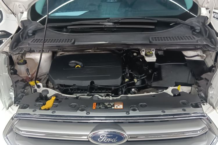 Used Ford Kuga 2018 EcoBoost 180 Two-Wheel-Drive Platinum Edition Engine Bay