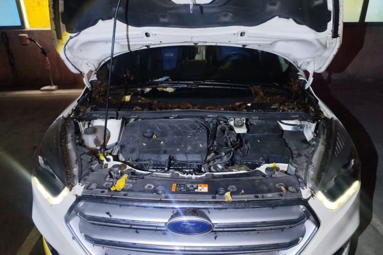 Used Ford Kuga 2018 EcoBoost 180 Two-Wheel-Drive Elite Trim Engine Bay