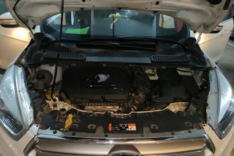 Used Ford Kuga 2018 EcoBoost 180 Two-Wheel-Drive Platinum Edition Engine Bay