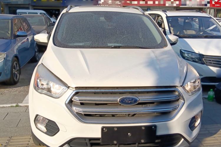 Used Ford Kuga 2018 EcoBoost 180 Two-Wheel-Drive Platinum Edition Exterior 1