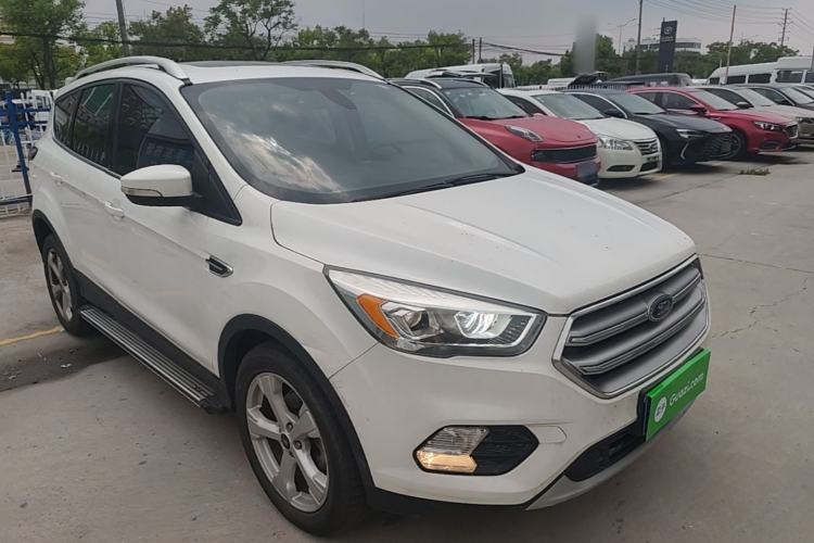 Used Ford Kuga 2018 EcoBoost 180 Two-Wheel-Drive Platinum Edition Exterior 1