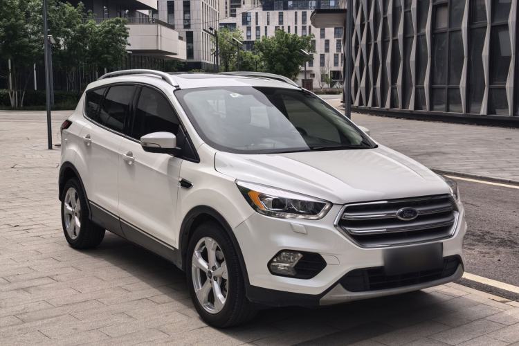 Used Ford Kuga 2018 Facelifted EcoBoost 180 Two-Wheel Drive Luxury Wing Edition Exterior 2