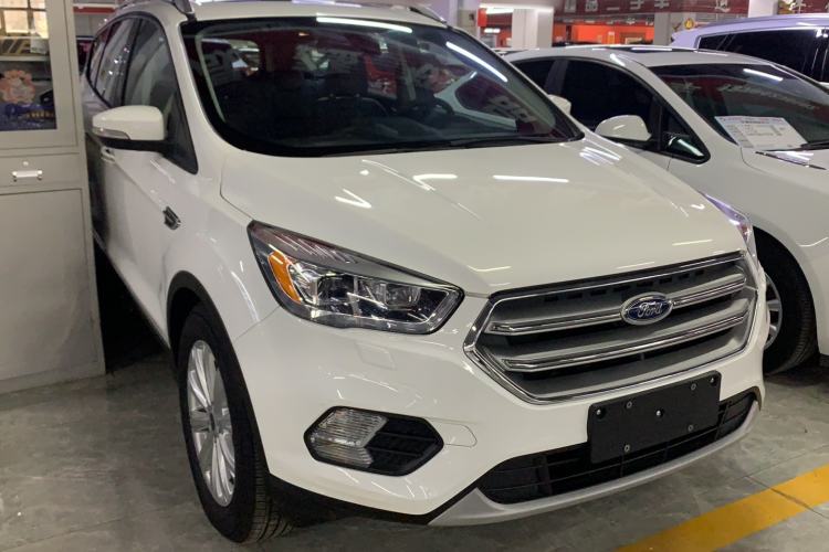Used Ford Kuga 2018 EcoBoost 180 Two-Wheel-Drive Luxury Wing Edition Exterior 2