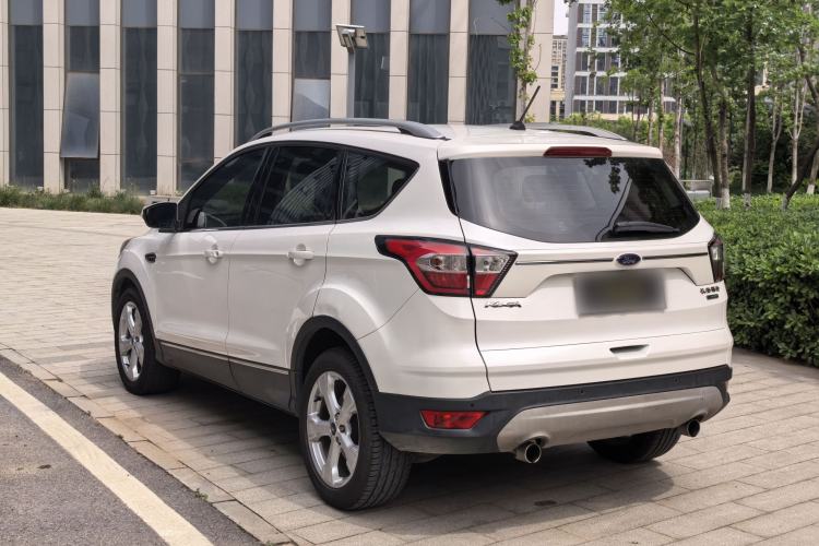 Used Ford Kuga 2018 Facelifted EcoBoost 180 Two-Wheel Drive Luxury Wing Edition Exterior 3