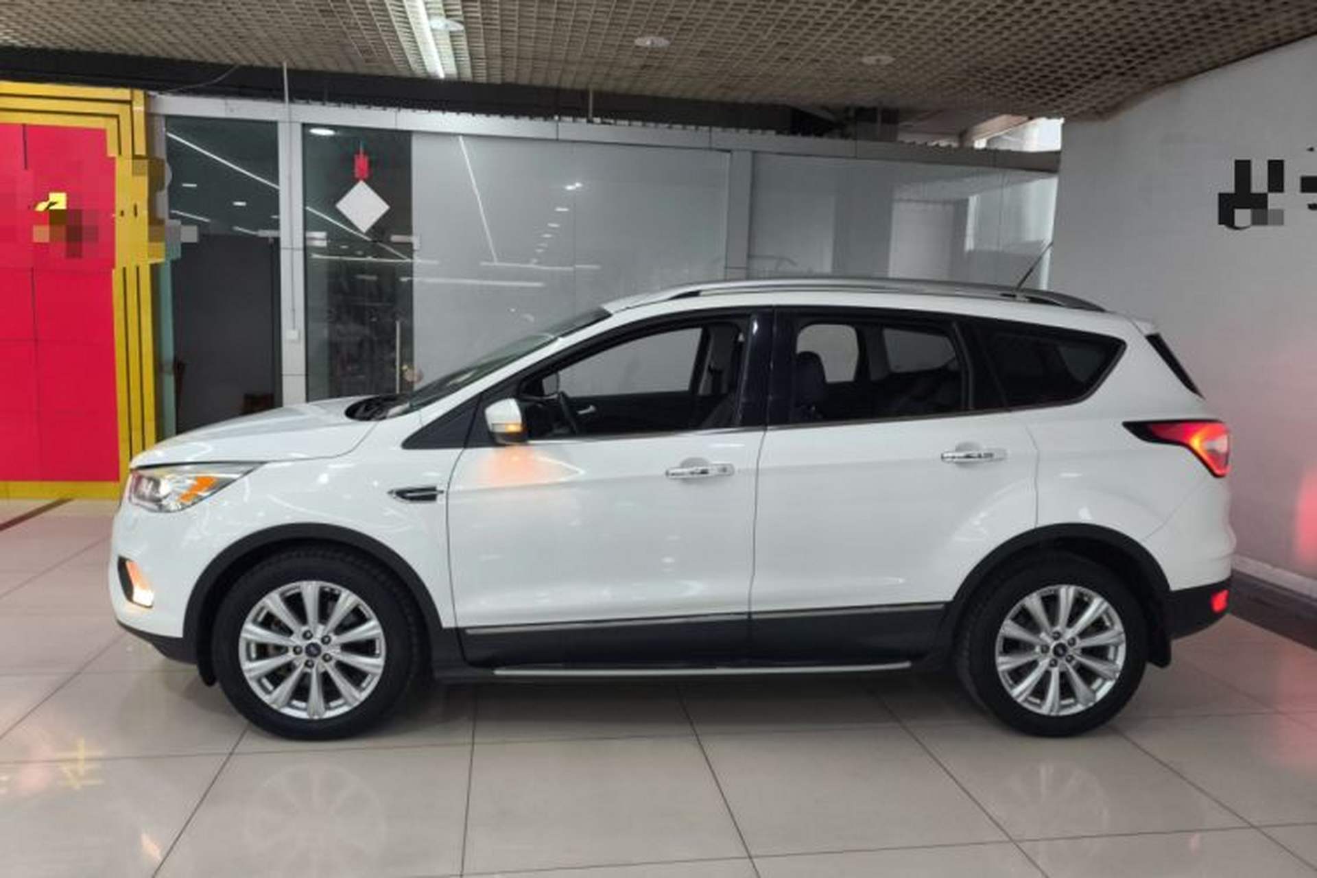Used Ford Kuga 2018 EcoBoost 245 Four-Wheel Drive Luxury Wing Model Exterior 3