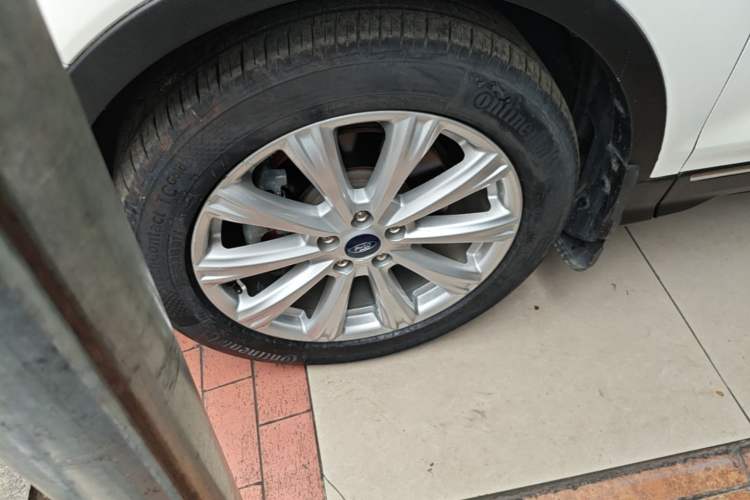 Used Ford Kuga 2018 EcoBoost 245 Four-Wheel Drive Luxury Wing Model Exterior 4