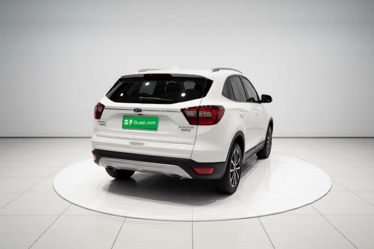 Used Ford Kuga 2018 EcoBoost 180 Two-Wheel-Drive Platinum Edition Exterior 4