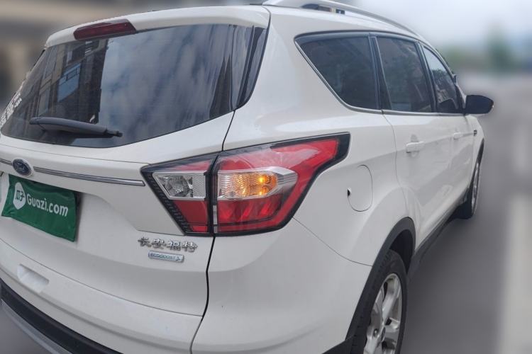 Used Ford Kuga 2018 Facelifted EcoBoost 180 Two-Wheel Drive Luxury Wing Edition Exterior 5